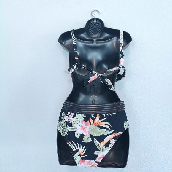 Black Dark Floral Bikini two-piece Swimsuit Womens size Medium - Picture 3 of 4
